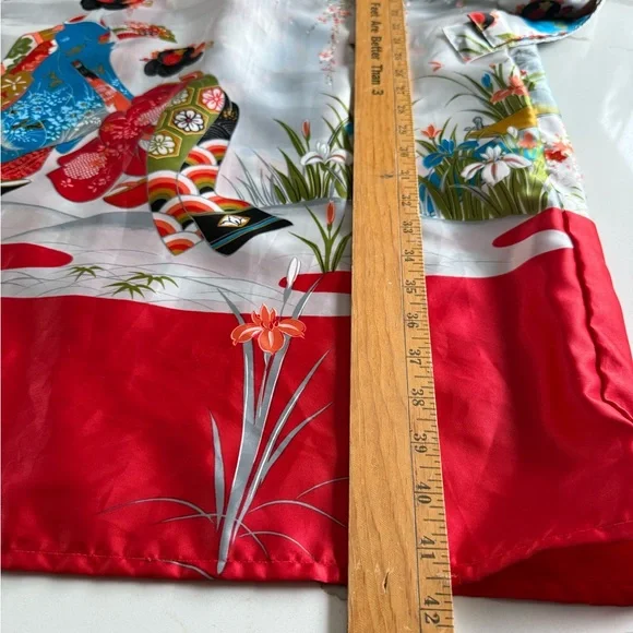 Vintage 1970’s made in Japan satin kimono robe! Excellent condition! - Picture 3 of 6